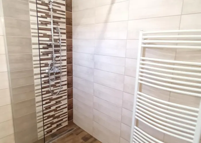 Flower 1 Free Parking Siófok